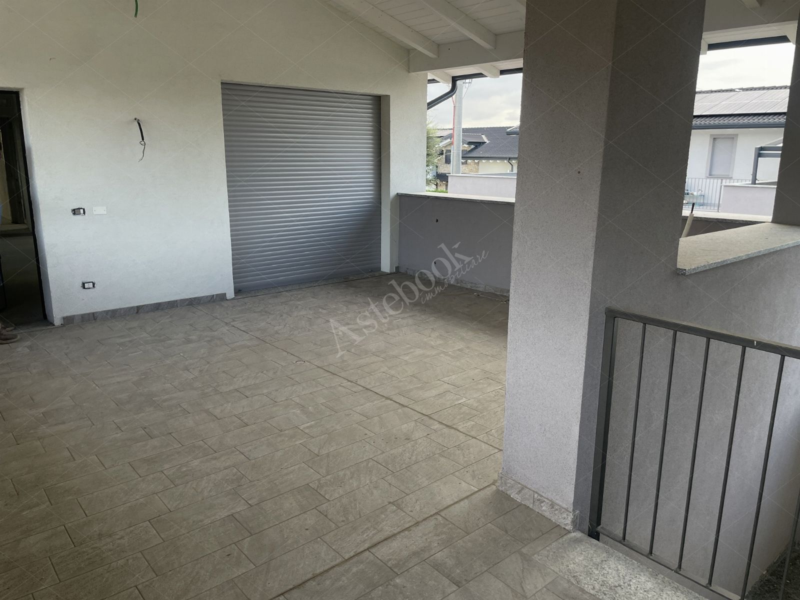 Appartamento al primo piano di 131 mq con box auto in Sulbiate