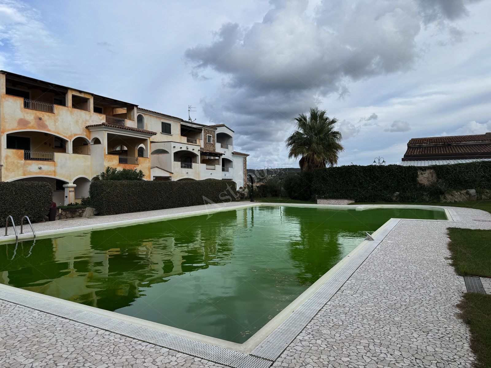 Appartamento di 54 mq al piano terra con autorimessa in Santa Teresa Di Gallura