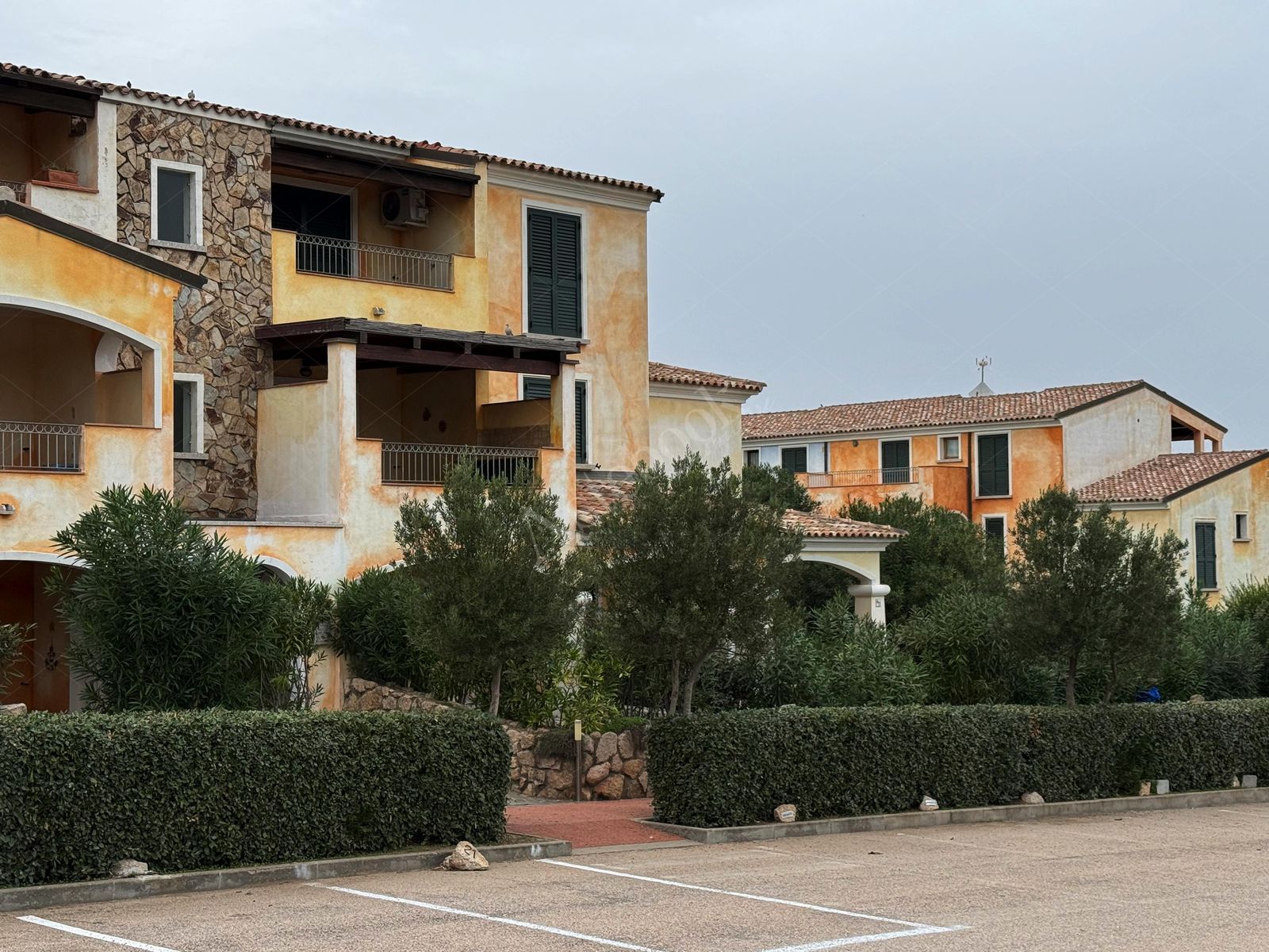 Appartamento di 54 mq al piano terra con autorimessa in Santa Teresa Di Gallura
