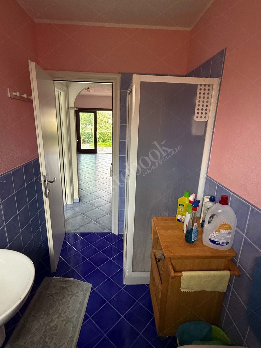 Appartamento di 54 mq al piano terra con autorimessa in Santa Teresa Di Gallura