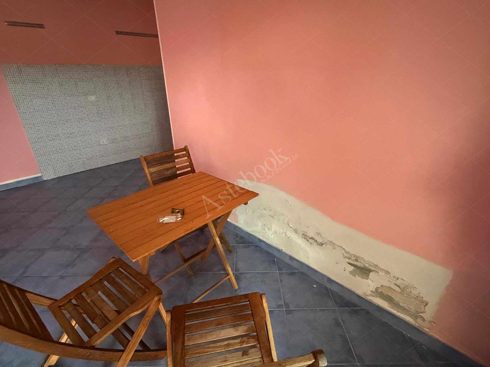 Appartamento di 54 mq al piano terra con autorimessa in Santa Teresa Di Gallura