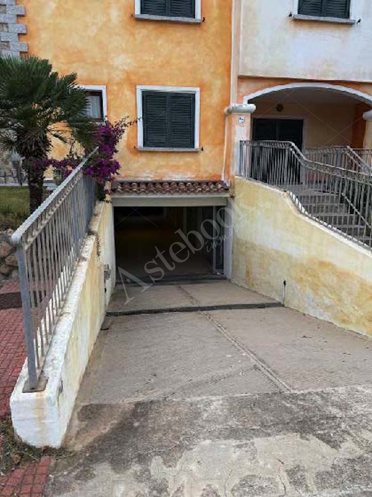 Appartamento di 54 mq al piano terra con autorimessa in Santa Teresa Di Gallura