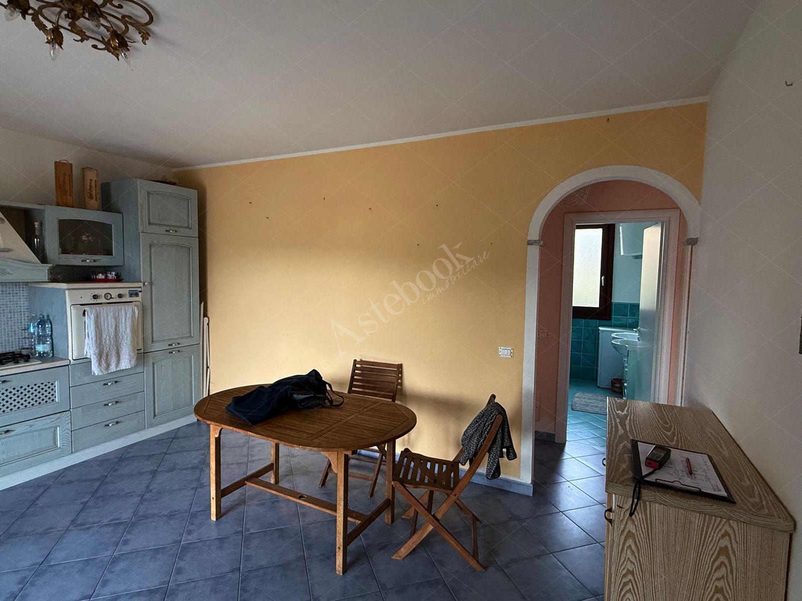 Appartamento di 57 mq al piano terra con autorimessa in Santa Teresa Di Gallura