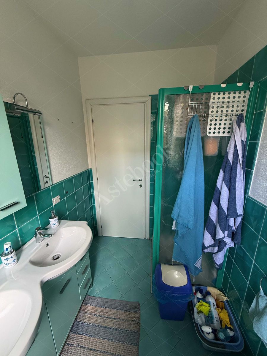 Appartamento di 57 mq al piano terra con autorimessa in Santa Teresa Di Gallura