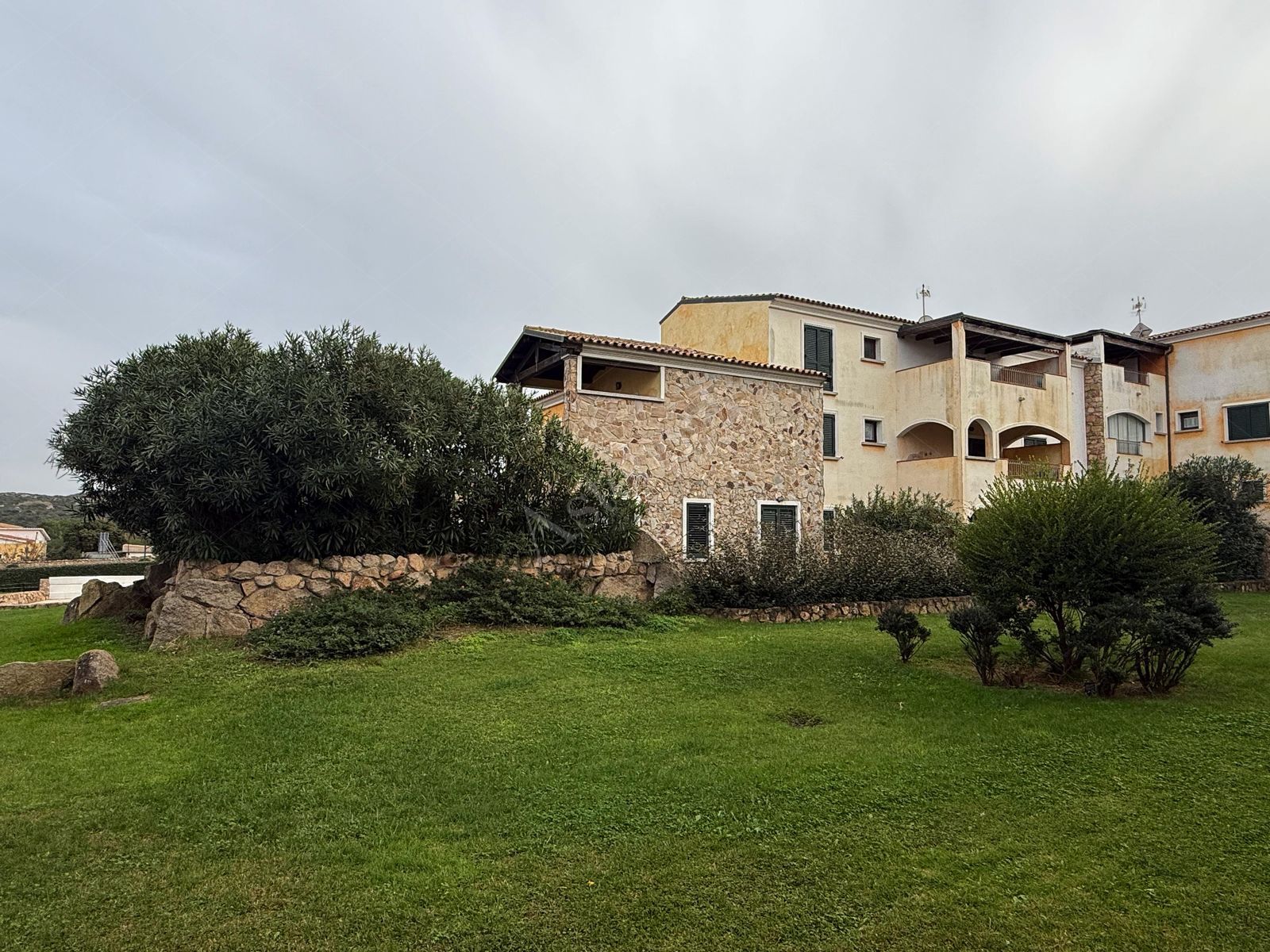 Appartamento di 57 mq al piano terra con autorimessa in Santa Teresa Di Gallura