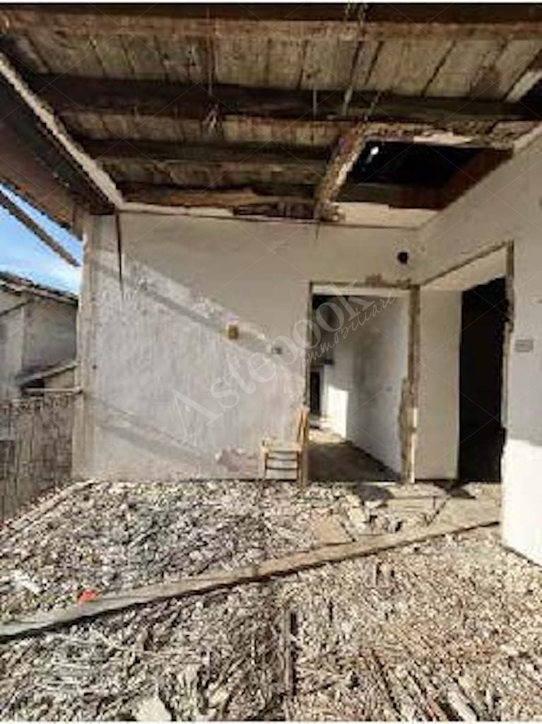 Appartamento al piano terra di 38 mq in Cremeno 