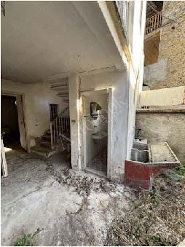 Appartamento al piano terra di 38 mq in Cremeno 