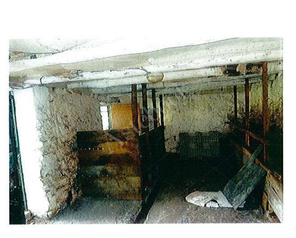 (lotto 6 lettere A-B-C-D-E-F-L-M della perizia datata 13 febbraio 2019 depositata nell'es. r.g.n. 57/2018 (+162/2024)-pag.88,89,91,da 97 a 109,117,118,119 e 120)-Piena Propriet�-In Comune di PRIMALUNA,Sezione di PRIMALUNA e PESSINA VALSASSINA:fabbricato rustico con appezzamenti di terreno in localit� La Cassina.