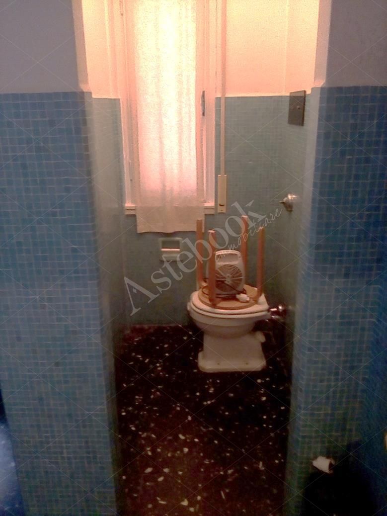 Appartamento al settimo piano con box auto in Lecco